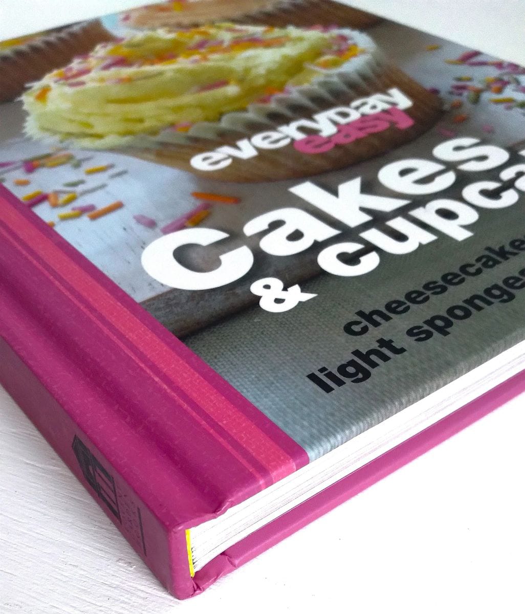 Everyday Easy: Cakes and Cupcakes by Dorling Kindersley