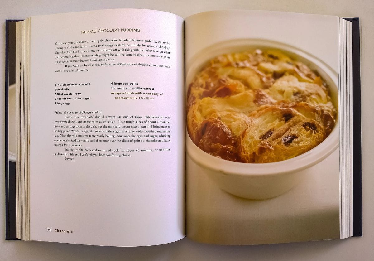 How To Be A Domestic Goddess: Baking and the Art of Comfort Cooking by Nigella Lawson